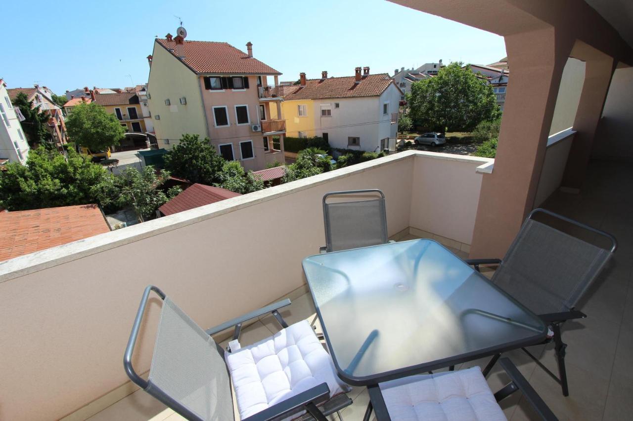 Apartments Eni Rovinj Eksteriør billede