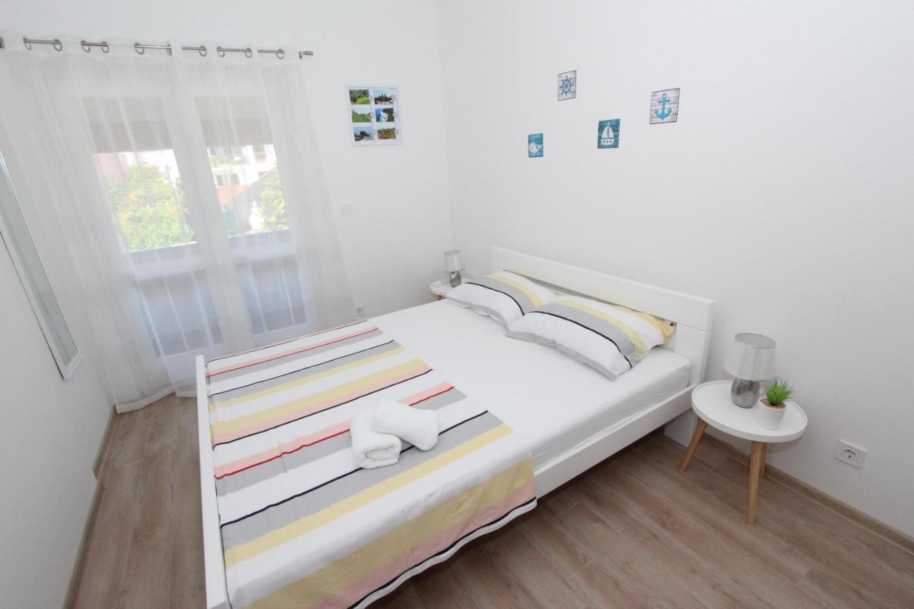 Apartments Eni Rovinj Eksteriør billede