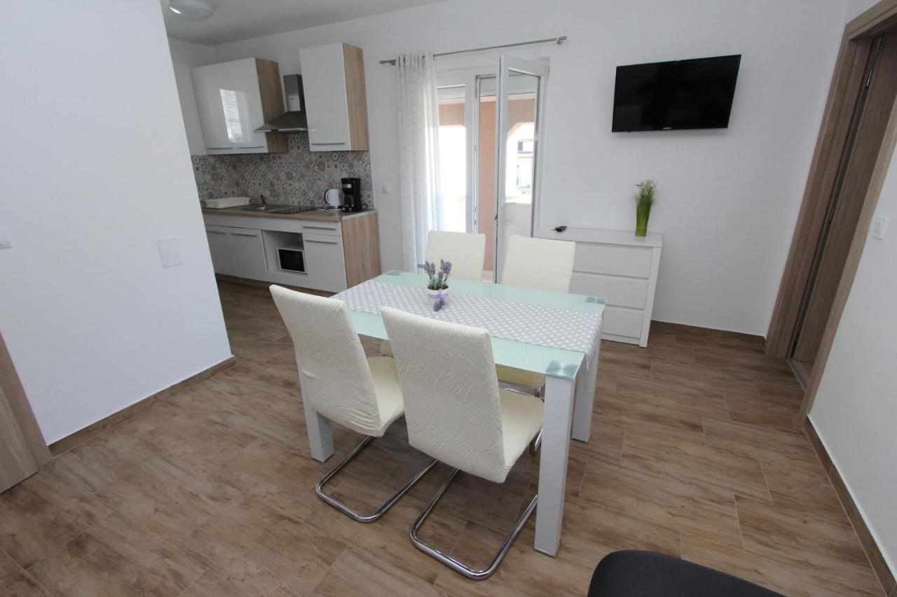 Apartments Eni Rovinj Eksteriør billede